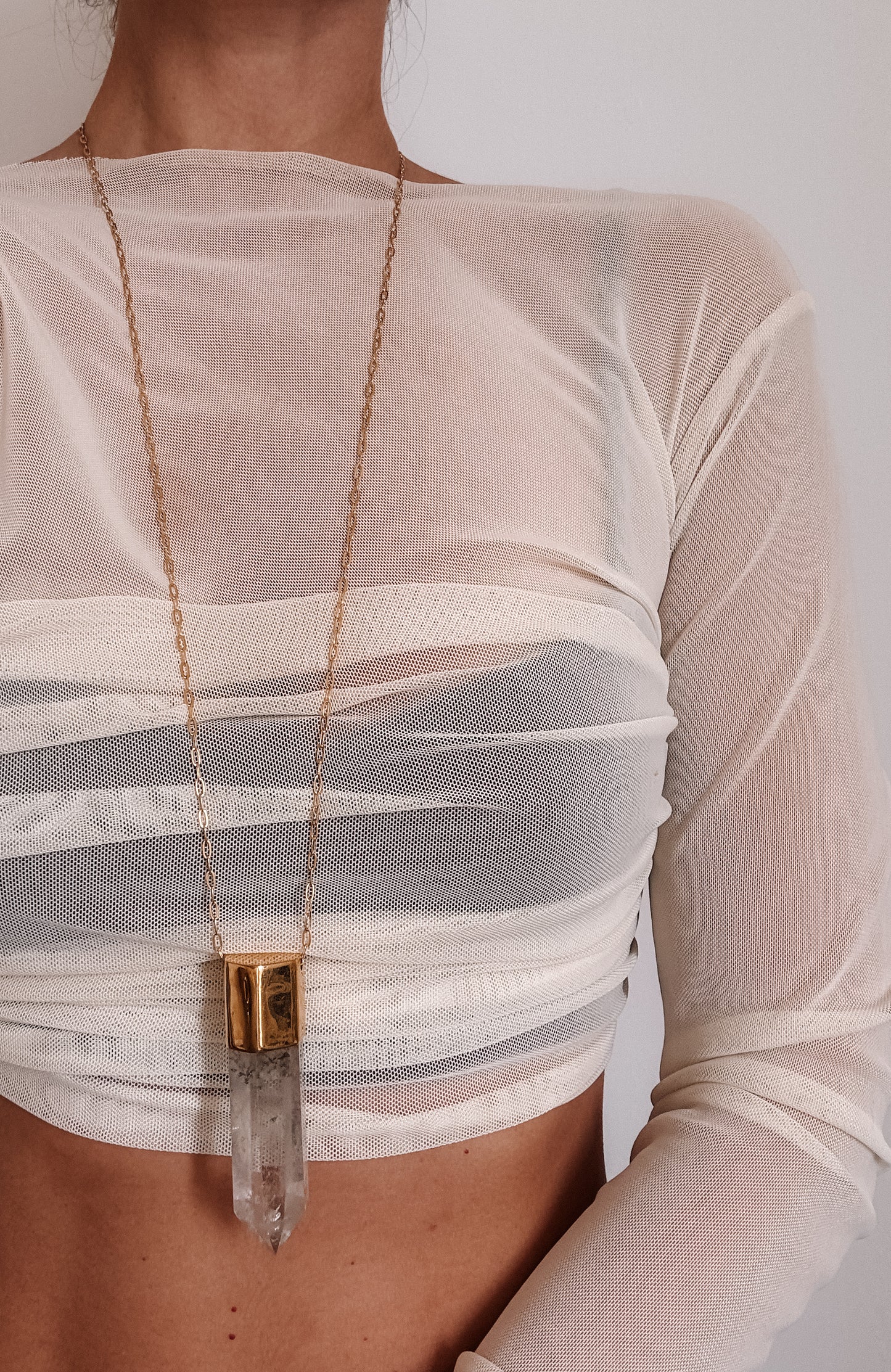 Amuleto cuarzo ahumado