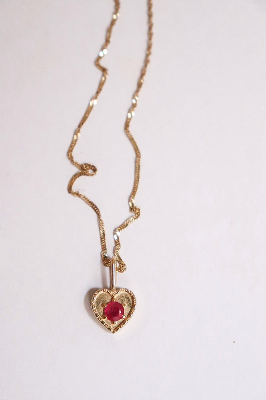 Corazón rubi oro 10k
