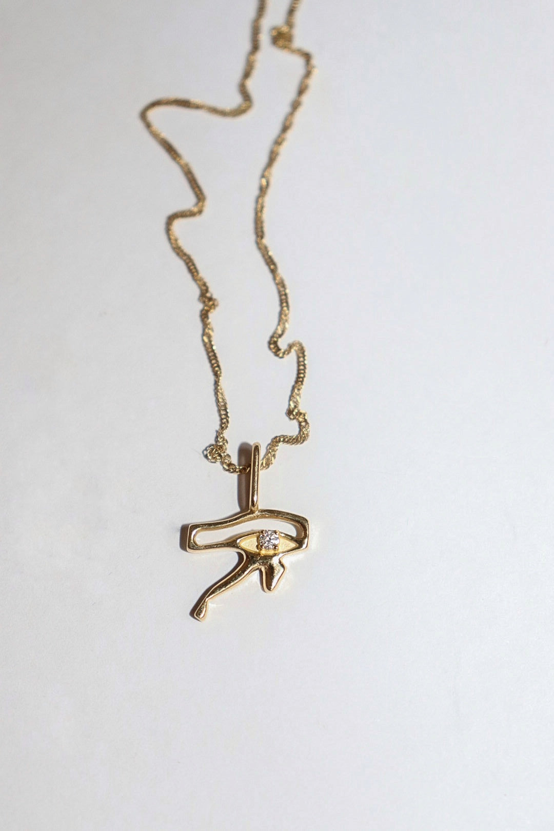 Ojo de Ra diamante natural oro 10k